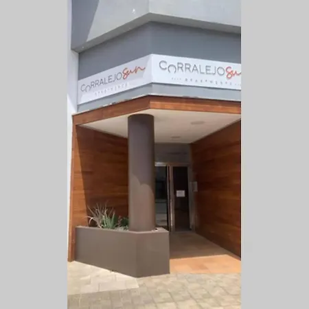 Surfer's View Pool Ac Wifi Deskterrace And Parking 公寓