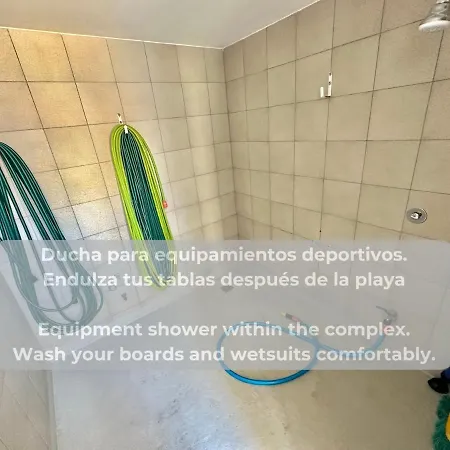 Surfer's View Pool Ac Wifi Deskterrace And Parking Appartamento Corralejo