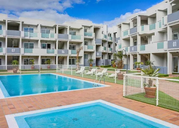 Surfer's View Pool Ac Wifi Deskterrace And Parking * Corralejo