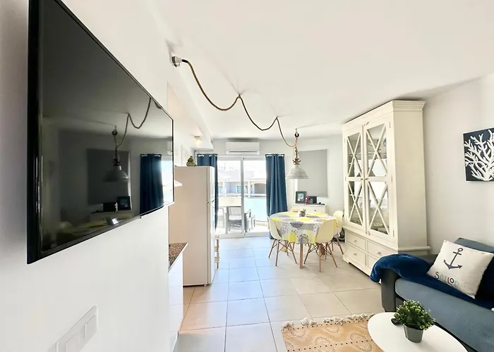 Surfer's View Pool Ac Wifi Deskterrace And Parking