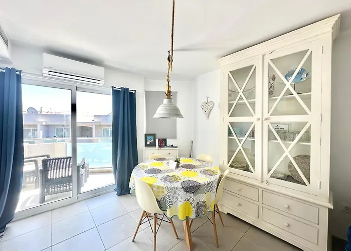 Apartament Surfer's View Pool Ac Wifi Deskterrace And Parking