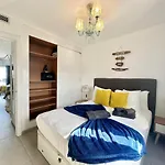 Surfer's View Pool Ac Wifi Deskterrace And Parking Apartman Corralejo