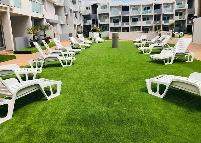 Surfer's View Pool Ac Wifi Deskterrace And Parking Apartamento *