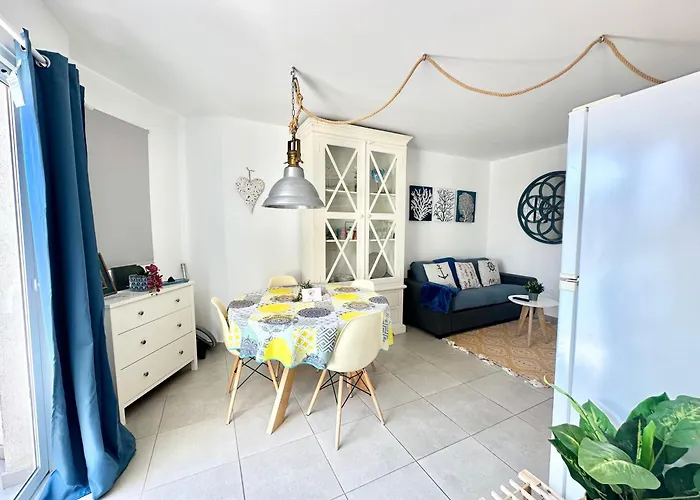 Surfer's View Pool Ac Wifi Deskterrace And Parking * Corralejo