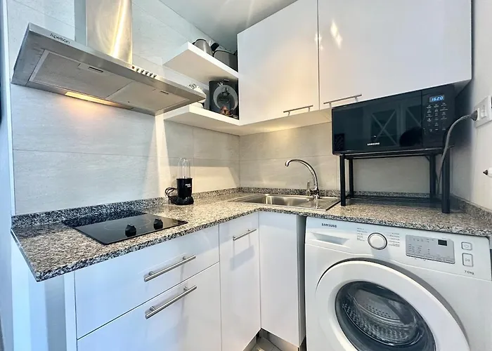 Surfer's View Pool Ac Wifi Deskterrace And Parking