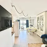 Surfer's View Pool Ac Wifi Deskterrace And Parking Apartamento Corralejo